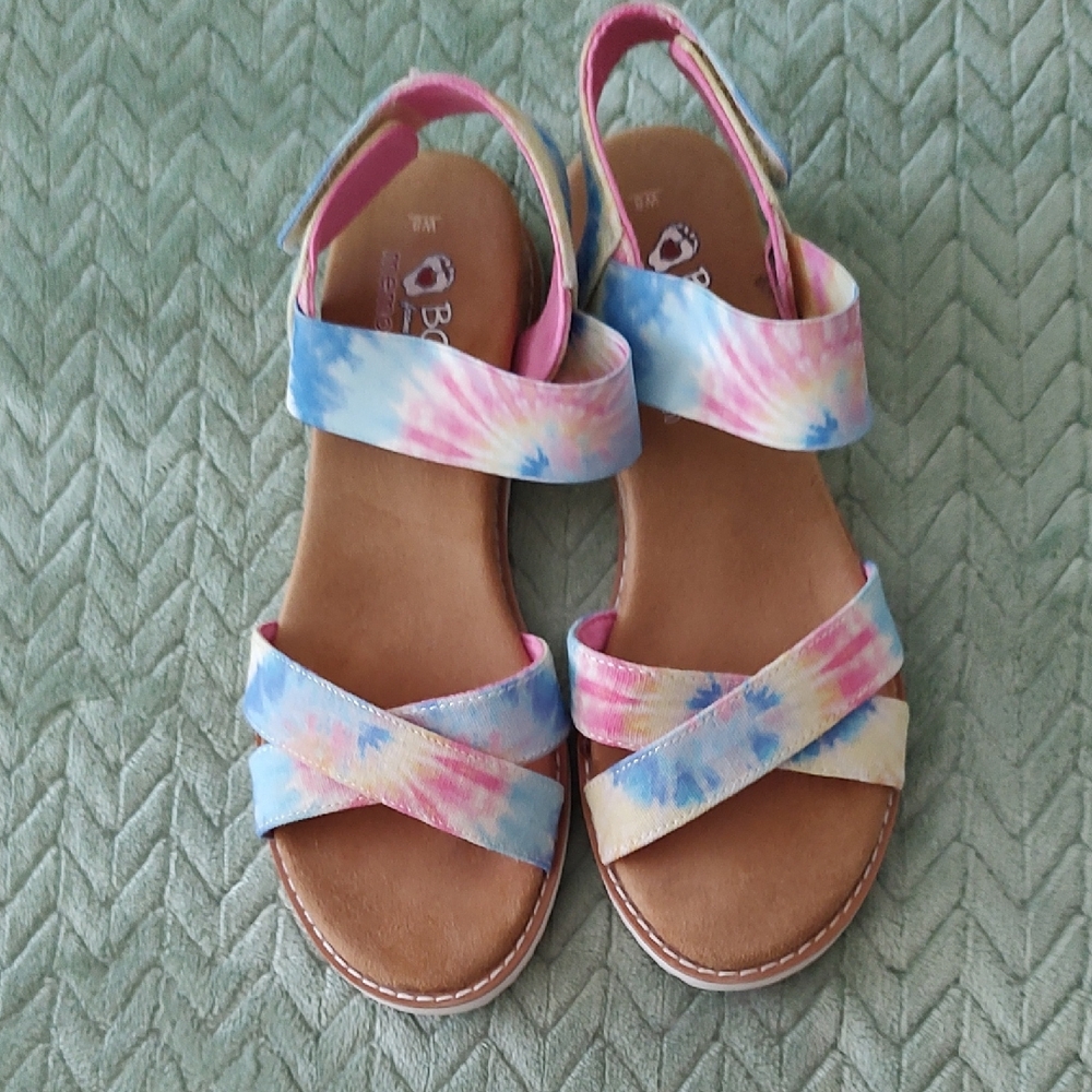 FIRST OFFER ACCEPTED! BOBS from Skechers Tie-Dye Sandals